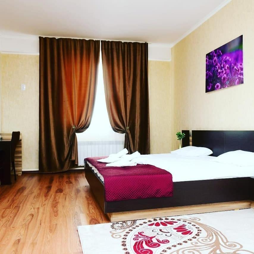 Alatau Hotel Astana Exterior photo